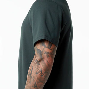 Camiseta de Gran Tamaño para Hombre, Nueva Llegada, Estilo Holgado, Lavado Ácido, 100% Algodón, Ajuste Cómodo - Product Image 4