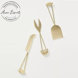 Elegante juego de cuchillos de queso de acero inoxidable duradero de lujo con mangos negros Cuchillas doradas Cubiertos para tablas de queso Fiestas Regalo - Product Image 5