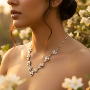 Collar Circular de Plata 925 con Circonita Cúbica para Mujer, Elegante Collar de Cristal, Regalo - Product Image 3