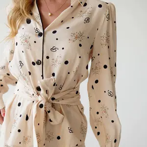 Özel Polka Dot baskı uzun kollu gevşek dantel-up pijama iki parçalı Loungewear saten pijama kadın setleri