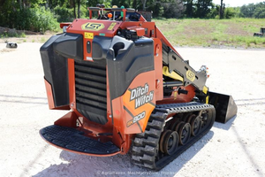 Ditch Witch SK800 <b>Stand</b>-On Mini Skid Steer 24.8HP Kubota Diesel Track Loader cheap price good condition - Product Image 6