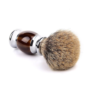 Brosse à barbe en bois Silvertip Badger avec manche métallique, logo personnalisé, vente en gros 2026n - Product Image 1
