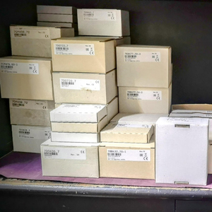 Bloque de terminales 7TB772.91, Serie B & R, 2003, nuevo, embalaje original - Product Image 1