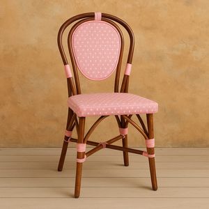 Chaise en rotin naturel au design minimaliste Mobilier d'extérieur polyvalent pour hôtels, parcs, salles à manger, salons, villas - Product Image 1