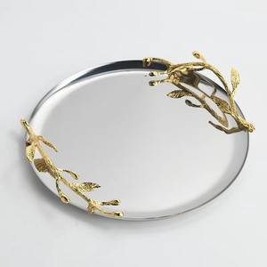 Hermosa bandeja para servir de forma redondeada con asas de diseñador de hojas del exportador indio Artículo increíble con calidad de exportación - Product Image 5