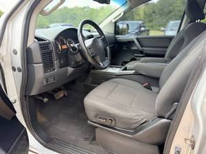 Precio bajo, Nissan Titan SV 2012, auto usado en venta - Product Image 3