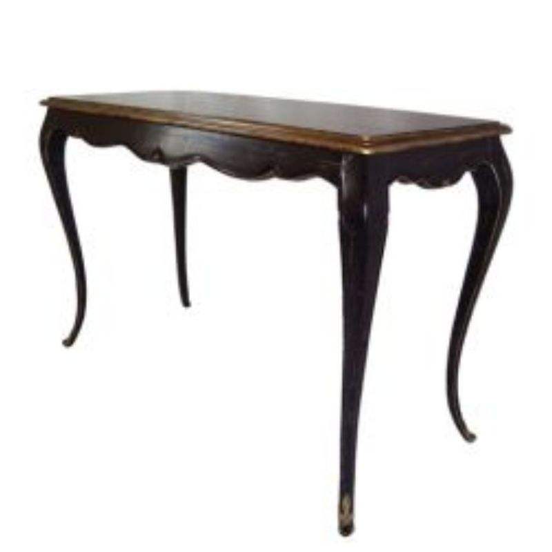 สีดำและสีทองโบราณ