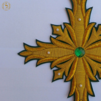 Nouvelles croix et emblèmes ronds en chenille brodée sur mesure en PU avec logo et couleur personnalisés, haute qualité, prix de gros bas