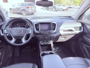 GMC Terrain SLT 2024 Usada a Precio Accesible - Product Image 4