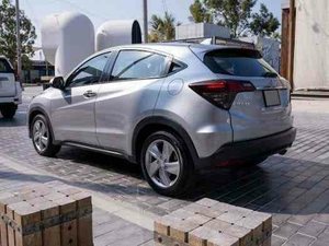 Honda HR-V 2020 1,8 L V4 utilisée avec intérieur en cuir foncé - Product Image 4