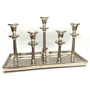 Portavelas de aluminio al por mayor con 5 brazos para decoración del hogar y bodas, en tamaño personalizado, ecológico y duradero. - Product Image 1