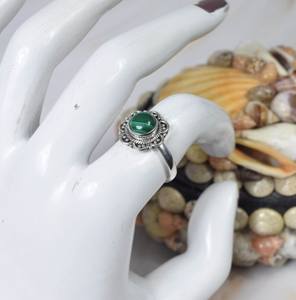 Malachite verte Bague en argent sterling 925 avec pierres précieuses faite à la main Designer april Birthstone Jewelry - Product Image 1