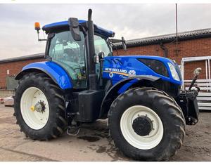 Se venden buenos tractores New-Holland 120 HP / Farm Dozer bastante usados. - Product Image 2