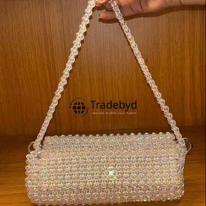 Sac de soirée fait à la main de concepteur d'embrayage de perle de fête de nouvel an parfait pour des cadeaux et des événements par Tradebyd - Product Image 1
