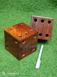 Portalápices de dados de madera Nuevo diseño Mesa de lujo Superventas Organizador de madera Personalizar Lápiz de alta calidad Reposapiés Bolígrafo de madera Caddy - Product Image 3