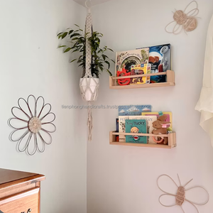 Decoración de pared de abeja de ratán hecha a mano, mimbre colgante de pared, bohemio, Scandi, decoración de guardería - Product Image 2