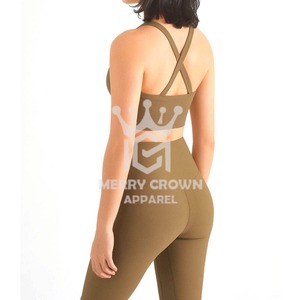 Ensemble de yoga d'entraînement 2 pièces décontracté pour femmes sur mesure 100% soutien-gorge et short en coton de haute qualité - Product Image 4