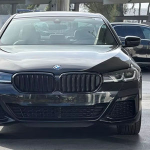 BMW Série 5 530e hybride rechargeable à propulsion arrière 2023 - Product Image 1