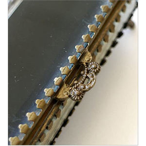 Boîte à bijoux tendance en laiton et verre boîte de présentation de conception personnalisée finie dorée de haute qualité boîte à bijoux de mariage - Product Image 6