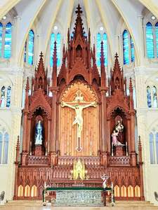 Capilla de altar cristiano de madera de teca oscura Premium, muebles para el hogar, decoración religiosa hecha a mano, Altar tradicional personalizado Mandir - Product Image 2