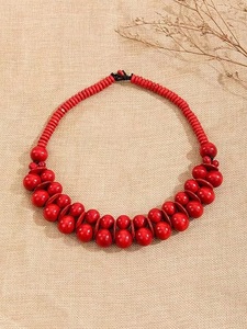 Collier ras du cou fait main en perles de bois rouges, double rangée, poli et peint, bijou moderne et tendance pour femme et cadeau de mariage - Product Image 2