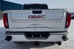 รถจีเอ็มซี เซียร์รา 2500HD เดนาลี ปี 2021 ขับเคลื่อน 4 ล้อ เครื่องยนต์ดีเซลเทอร์โบ ดูราแม็กซ์ V8, ระบบขับเคลื่อนสี่ล้อ, ชุดแต่งเดนาลี อัลติเมท, ส่วนใหญ่ยังไม่ได้ดัดแปลง - Product Image 3