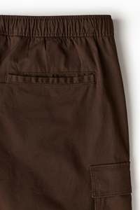 Pantalons cargo décontractés en sergé de coton pour hommes Pantalons confortables à coupe décontractée de haute qualité avec cordon de serrage à la taille Vente en gros - Product Image 3