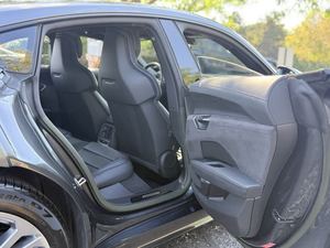 2023 uSED A-u-d-i e-tron GT qua_tt_ro Pre-stige AWD - Product Image 3