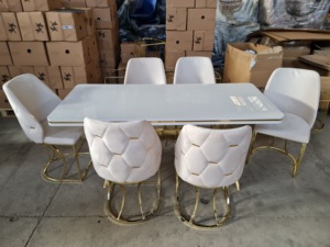 Ensemble de salle à manger moderne convertible de luxe en 6 pièces, meubles élégants en bois et métal pour la maison, l'hôtel, le restaurant, les villas, les espaces de vie - Product Image 5