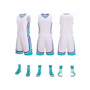 Bajo MOQ Servicio OEM Por encargo impreso su logotipo Cómodo Sublimado Niños Uniforme de baloncesto de alta calidad - Product Image 5