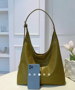 Virexa Artisan Leather Everyday Tote - Product Image 3