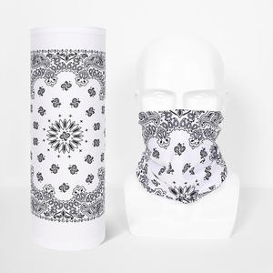 Pañuelo Multifuncional Personalizado para Ciclismo y Motociclismo, Protector Solar Transpirable de Seda Helada, Malla Deportiva, Diseño Paisley - Product Image 2