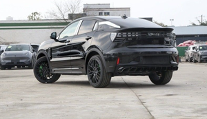 El Mejor Auto de Lujo Chino Auténtico 2023, Tracción Delantera, Pro Auto, Motor Euro VI, Cuero Oscuro, ACC, Metálico, Automático, 3 Años de Garantía - Product Image 4