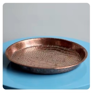 Plateaux de service en cuivre martelé, décoratifs, antirouille, pour desserts et aliments, en cuivre métallique, fabriqués à la main - Product Image 3