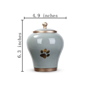 Urna de metal para mascotas de calidad superior con tapa roscada y base forrada de fieltro para cenizas - Product Image 6