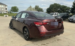 LUXURY 2025 Nissan Sentra SV Berlina 4 Porte a Trazione Anteriore - Product Image 2