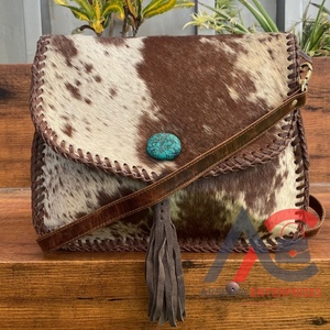 Designer de luxe en cuir de vachette sac à bandoulière pour femmes personnalisé de haute qualité en cuir véritable grande capacité gland nouveaux sacs à main à bandoulière - Product Image 1