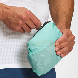 Chaqueta de lluvia de invierno transpirable impermeable con capucha de estilo callejero logotipo ubicado en el frente Fabricación de Pakistán gran oferta - Product Image 6