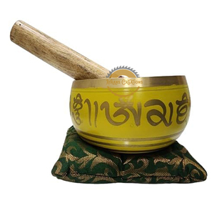เครื่องสวดมนต์ของชาวพุทธทิเบตพร้อมชามไม้สำหรับร้องเพลงชุดจักระทำสมาธิแบบใช้มือทุบโดย ayaans - Product Image 1