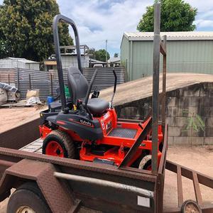 Tondeuse autoportée Kubota ZD1211 d'occasion, plateau de 60 pouces, moteur diesel Kubota de 24 chevaux, version améliorée, maintenant disponible en promotion - Product Image 4