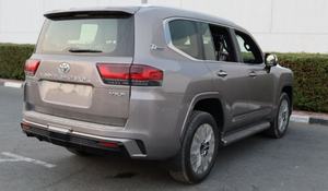 รถยนต์มือสอง ปี 2022 ระบบขับเคลื่อนสี่ล้อ (AWD) มาตรฐานไอเสียยูโร 6 พวงมาลัยซ้าย ภายในสีอ่อน ยาง R20 เบาะหนัง ระบบควบคุมความเร็วอัตโนมัติ (ACC) - Product Image 2