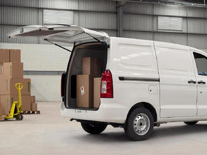 Elite Utilisé 2022 Chvro-let N400 Lu-xury Van - Product Image 2