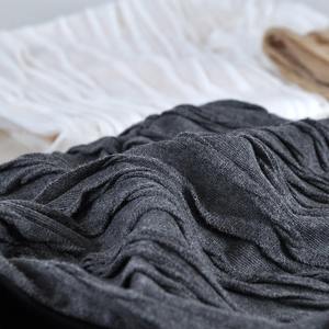 Chapeaux d'hiver personnalisés Bonnets en strass avec étiquette tissée en diamant avec strass en cristal Patch Lettre Logo - Product Image 2