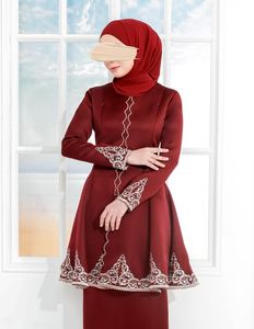 SIPO พลัสขนาดผู้หญิงที่มีคุณภาพสูงโพลีเอสเตอร์ใหม่ชุดมาเลย์แบบดั้งเดิมออนไลน์2022สีแดง Baju Kurung กับเย็บปักถักร้อย - Product Image 5