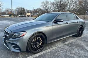 รถเบนซ์ AMG E53 ปี 2019 สภาพดี ใช้งานน้อย 20,700 ไมล์ เครื่องยนต์เทอร์โบ 6 สูบ 429 แรงม้า ระบบขับเคลื่อนสี่ล้อ ไม่ได้ดัดแปลงมากนัก - Product Image 3
