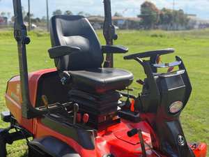 Cortadora de césped autopropulsada KUBOTA F3690 EN VENTA - Product Image 5