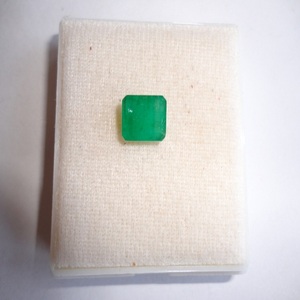 Pierre précieuse émeraude brésilienne naturelle, taille émeraude, verte, certifiée IGI, pour accessoires de bijoux - Product Image 3