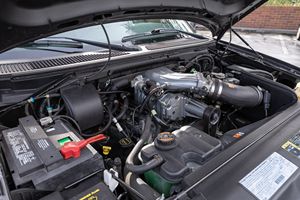 Ford F-150 SVT Lightning 2003 Usada en Buen Estado, 40500 Millas, Motor V8 Supercargado, Color Gris Sombra Oscuro, Propiedad de Oregon - Product Image 6