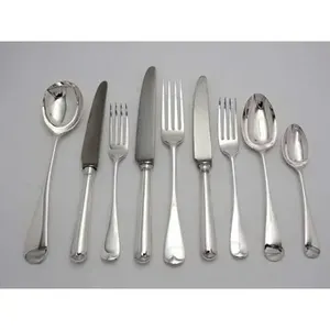 Ensemble de 5 couverts en acier inoxydable avec finition polie miroir Parfait pour les mariages et les événements spéciaux Meilleurs prix - Product Image 6