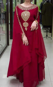 Maroon Georgette Golden Beads Kaftan bordado - Product Image 2